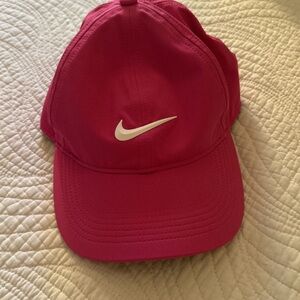 Nike Heritage86 Pink Cap